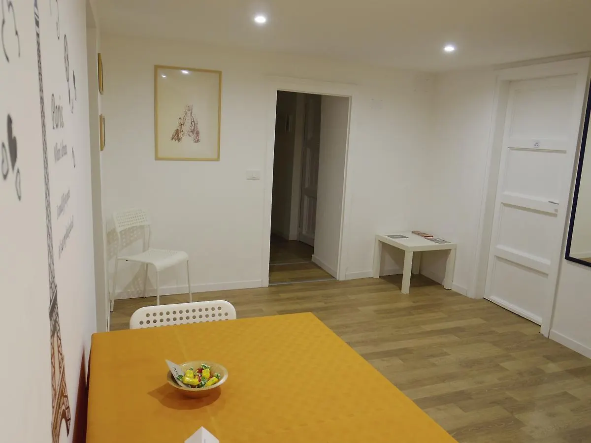 Home Maletto Palermo Apartment