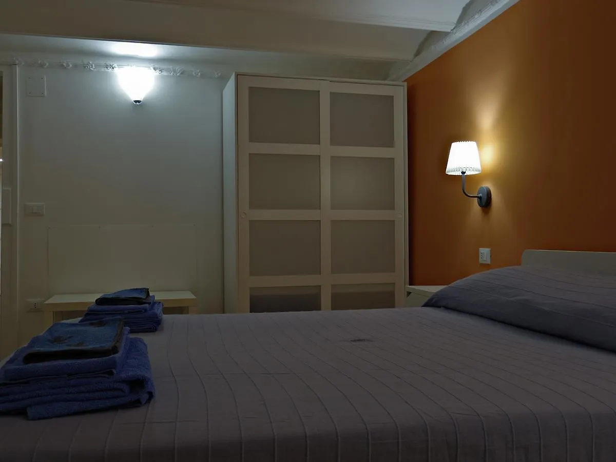 Apartment Home Maletto Palermo Italy